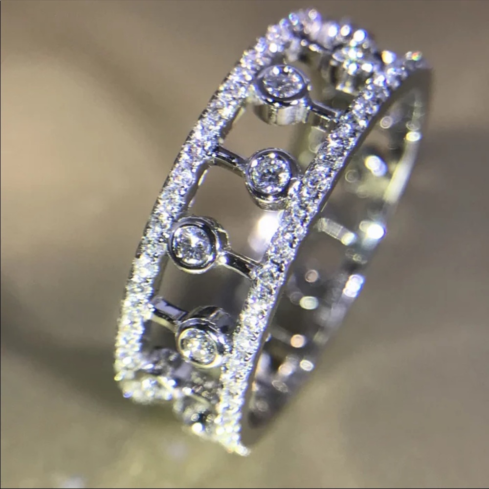 New Women’s 925 Silver Eternity Diamond Halo Ring - Picture 1 of 6